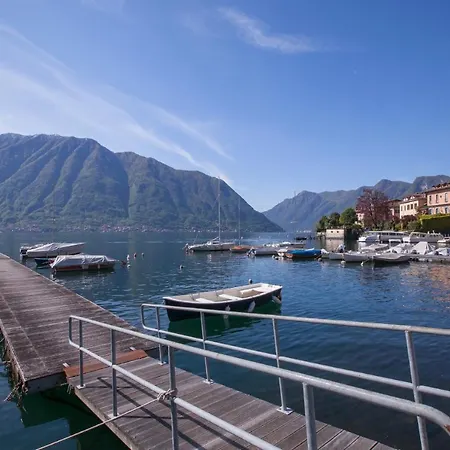 Sleeps 3 Sala Comacina